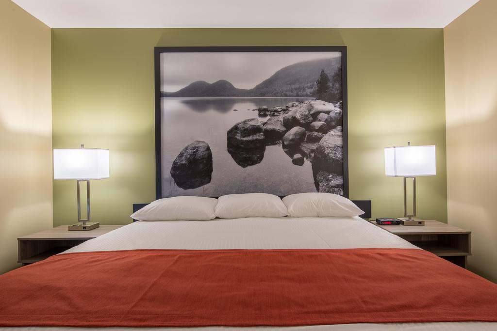 ซูเปอร์ 8 บาย วินด์แฮม เมาน์ ลอเรียร์ Hotel มองต์-ลอริเยร์ ภายนอก รูปภาพ
